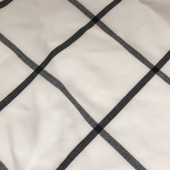 Skirt - Picture 2 of 3